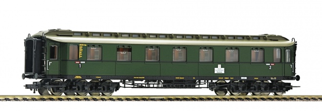 Passenger Car 1st/2nd Class type AB 6Ã¼ (pr06)<br /><a href='images/pictures/Fleischmann/Fleischmann-569103.jpg' target='_blank'>Full size image</a>
